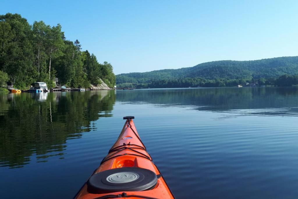 Le Nid Dore Sur Le Lac Val des Monts Exteriör bild